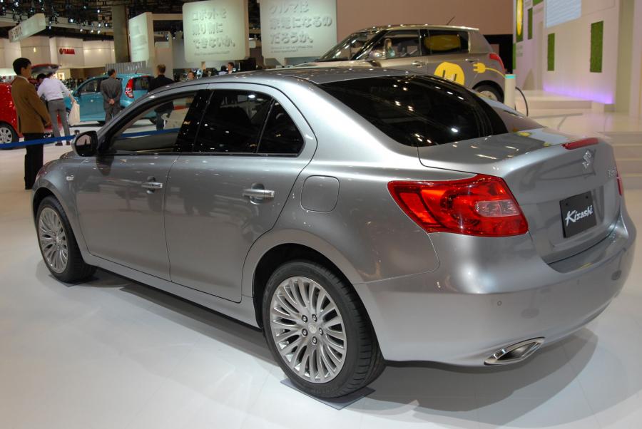  Suzuki Kizashi 2010 года  (фото 124 из 136)